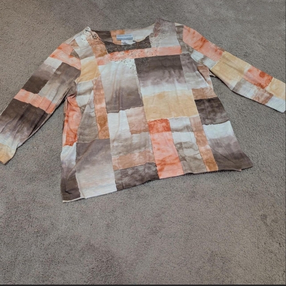 Alfred Dunner Patchwork Style Top - Picture 1 of 7